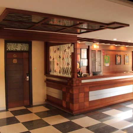 Hotel Venkadaramana Tower - Friendliness & Cleanliness Room Kumbakonam Dış mekan fotoğraf