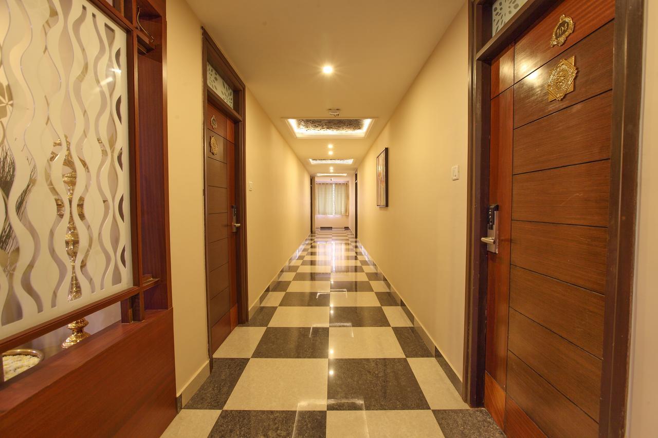 Hotel Venkadaramana Tower - Friendliness & Cleanliness Room Kumbakonam Dış mekan fotoğraf